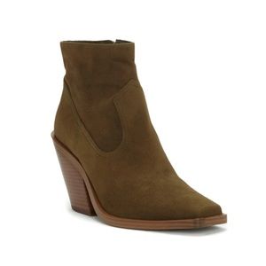 NEW Vince Camuto Amtinda Square Toe Bootie